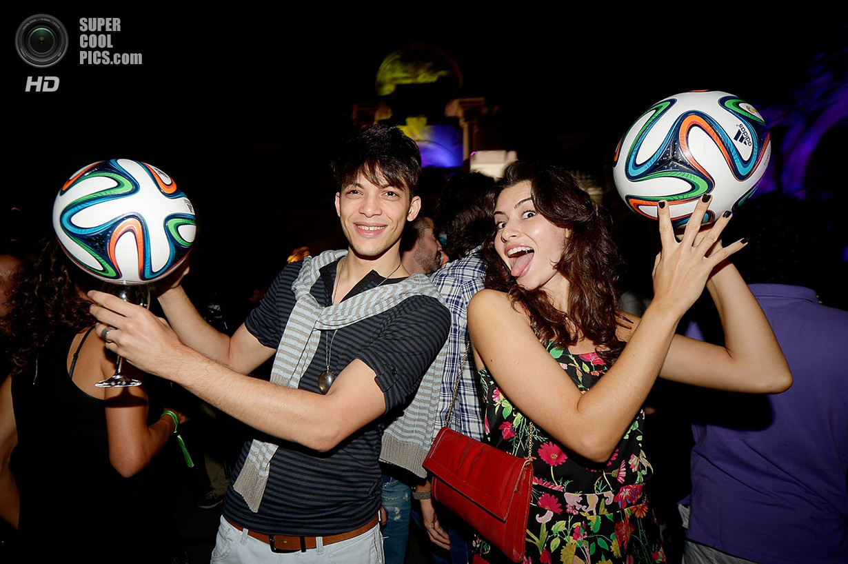 Brazuca    -2014 (8 )