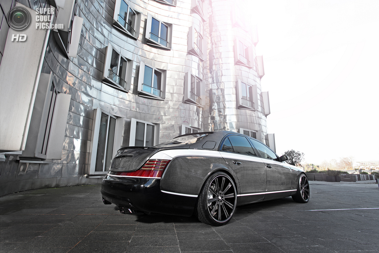 Maybach 57S в карбоне и с iPad (15 фото)