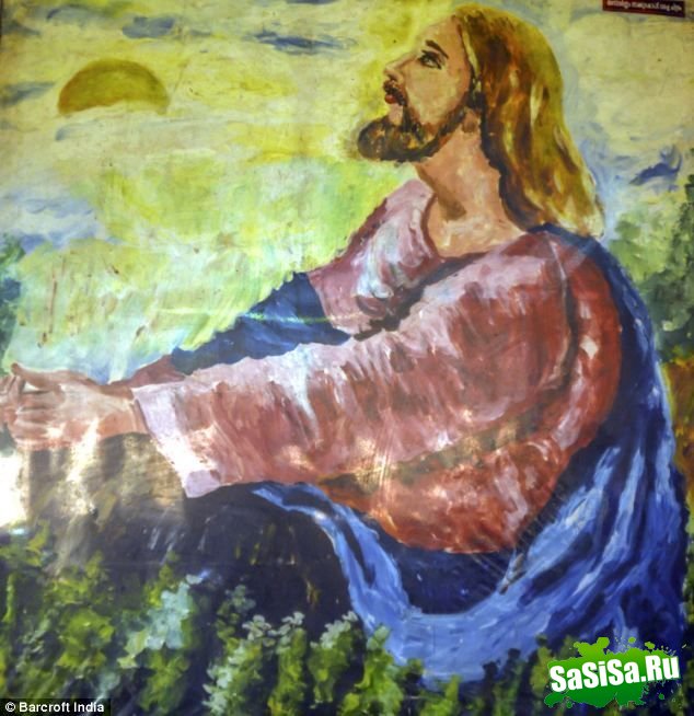 Индийский художник пишет картины языком и ногами (8 фото)
