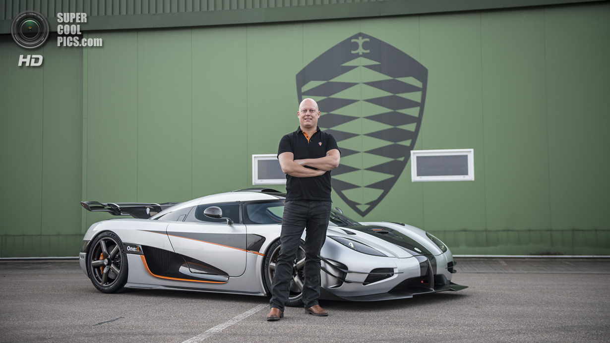 Koenigsegg:   (5 )