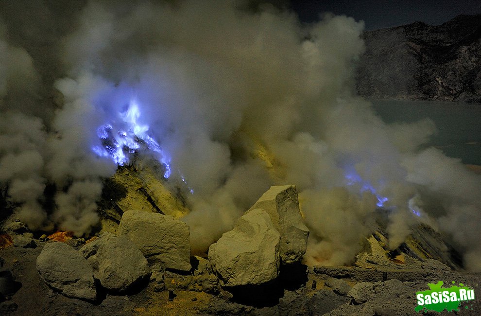 Kawah Ijen -     (7 )