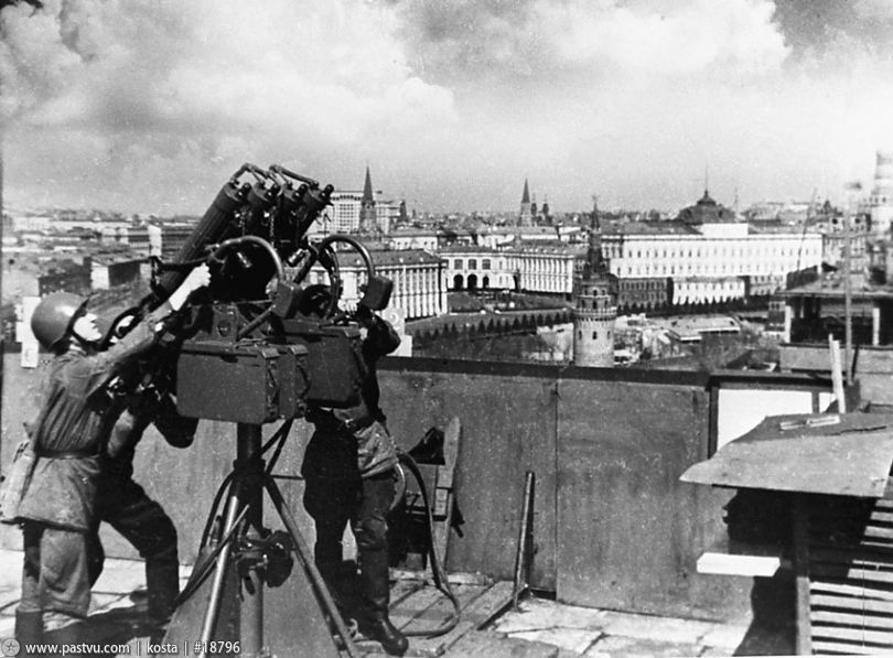 Москва военная (28 фото)