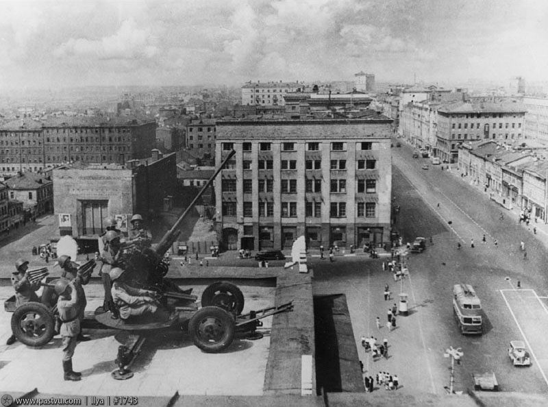 Москва военная (28 фото)