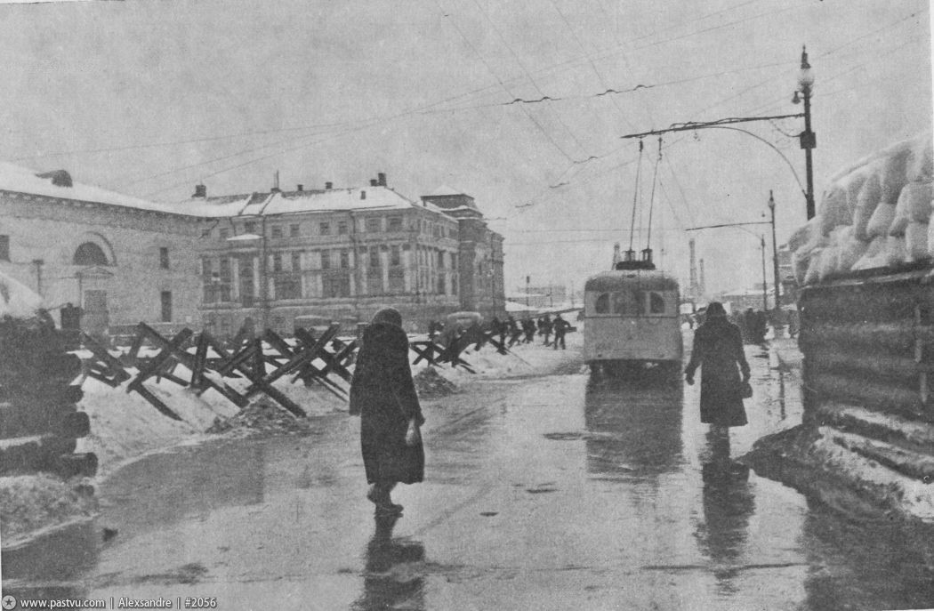 Москва военная (28 фото)