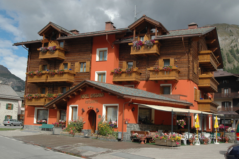     (Livigno),  (29 )