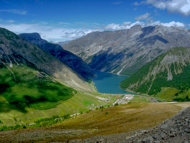     (Livigno),  (29 )