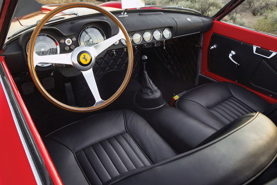    Ferrari   (17 )