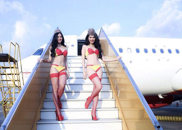 Нетрадиционная реклама вьетнамской авиакомпании VietJet Air (19 фото)