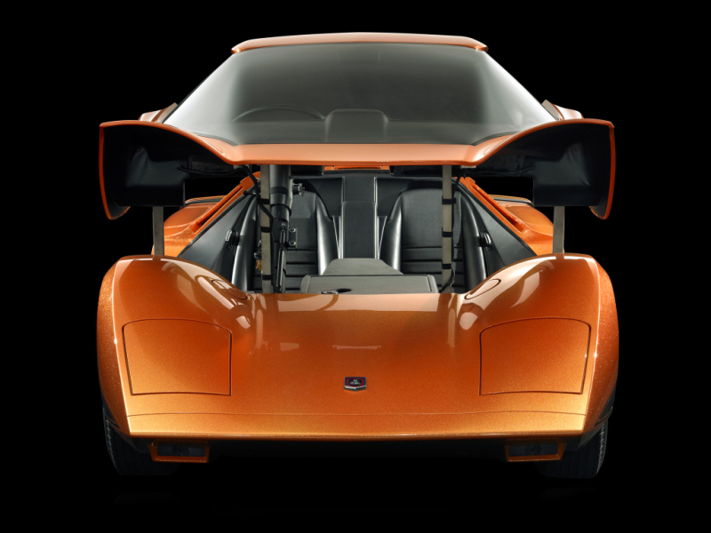 Holden Hurricane:   (9 )