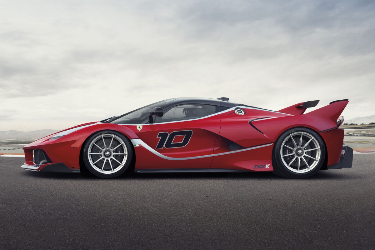 Ferrari FXX K -      (7 )