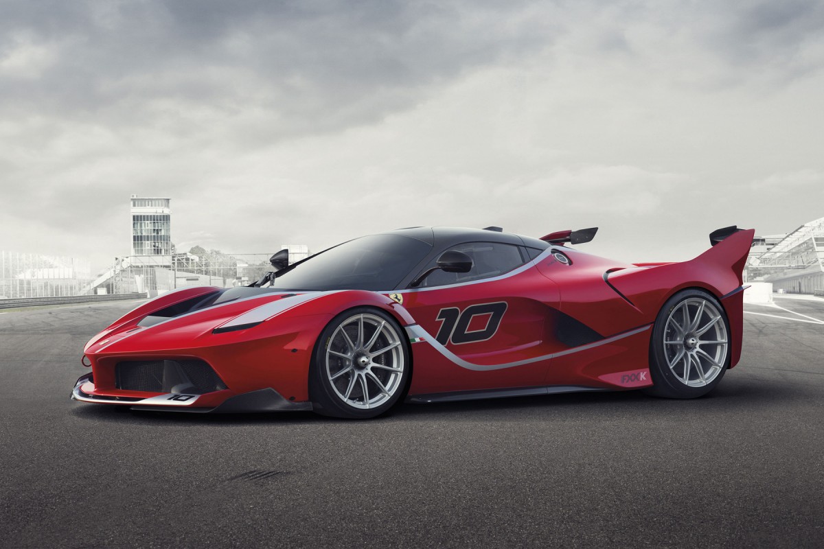 Ferrari FXX K -      (7 )