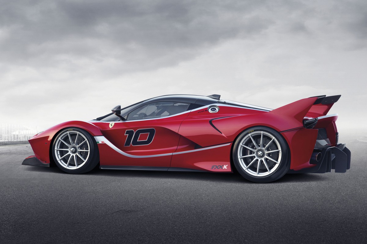 Ferrari FXX K -      (7 )