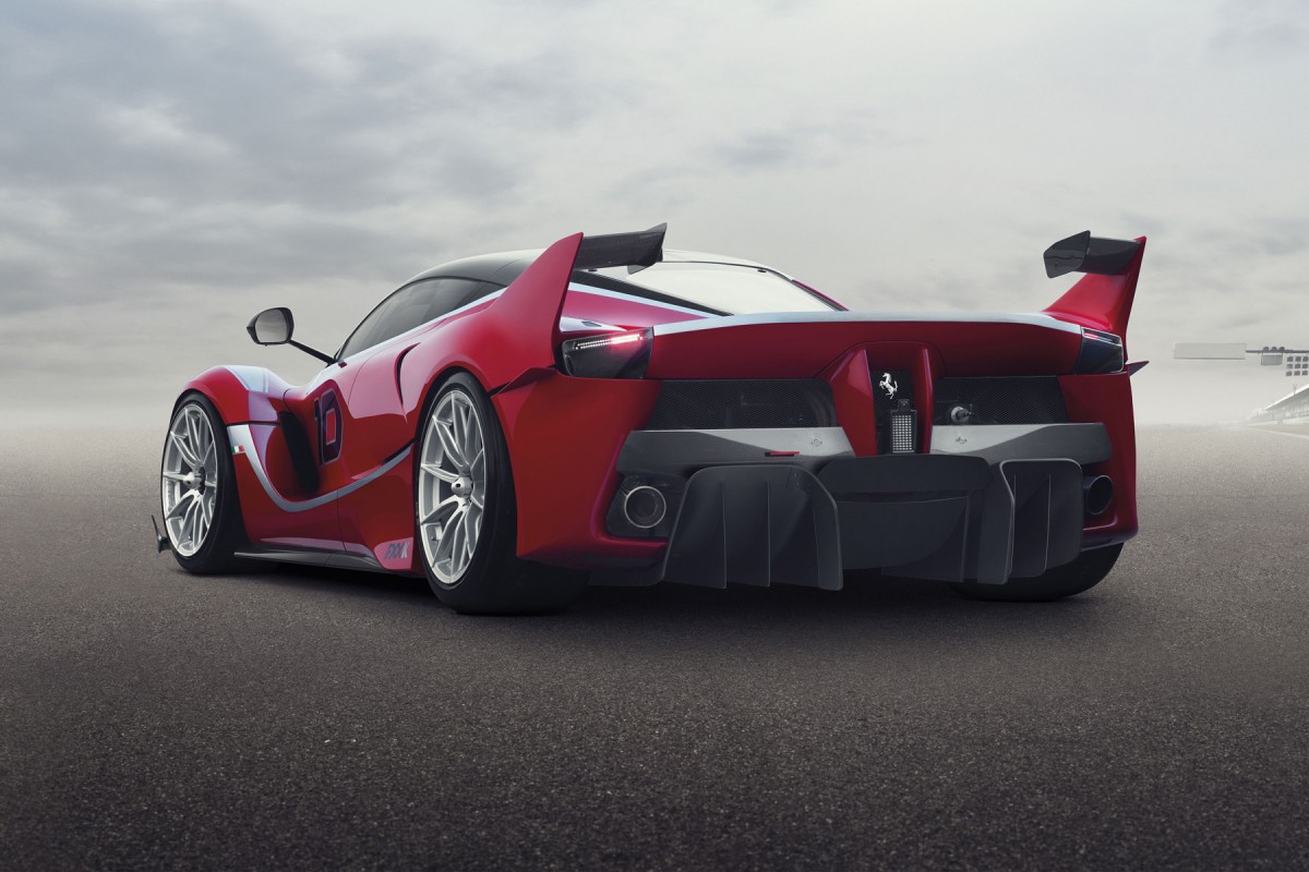 Ferrari FXX K -      (7 )