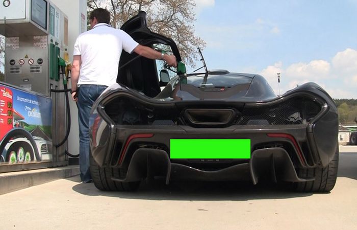 McLaren P1       (6 )