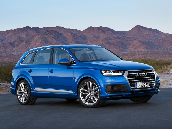 Audi Q7 2015 (15 )