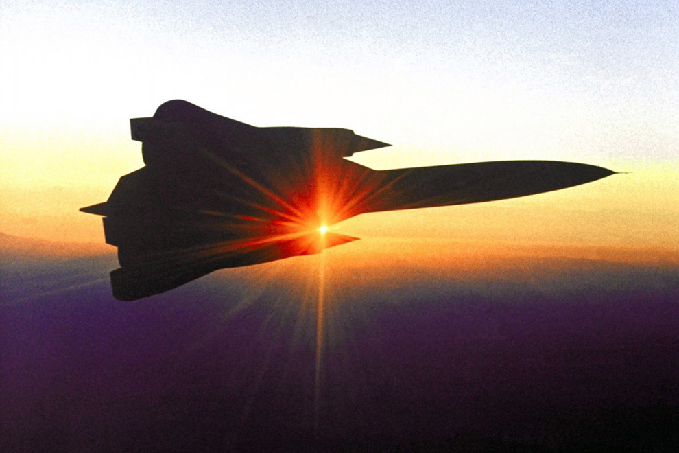 25    Lockheed SR-71,     