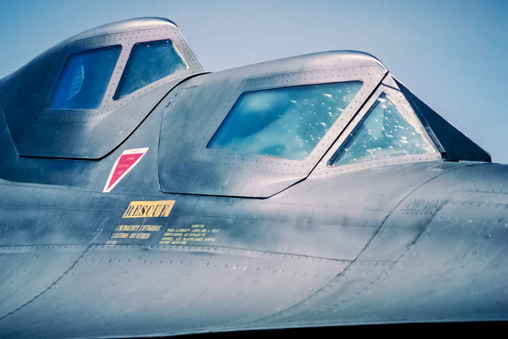 25    Lockheed SR-71,     