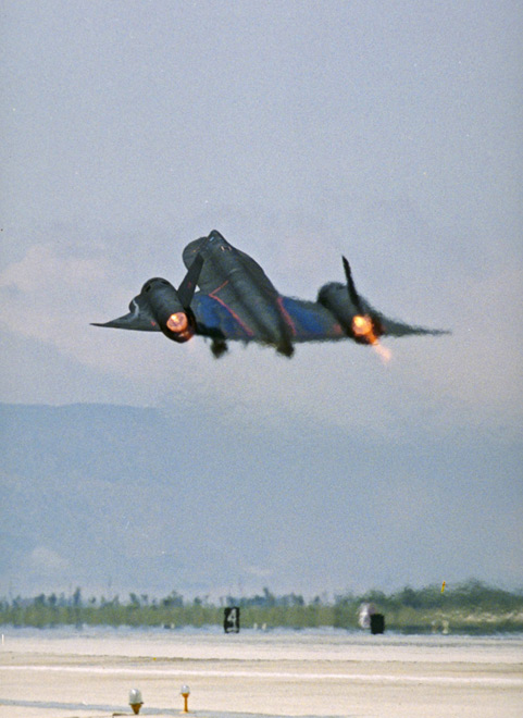25    Lockheed SR-71,     