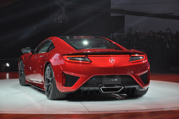 Acura NSX 2015 (6  + )