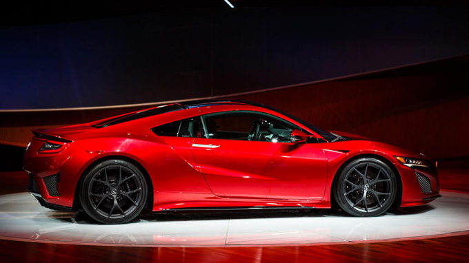 Acura NSX 2015 (6  + )