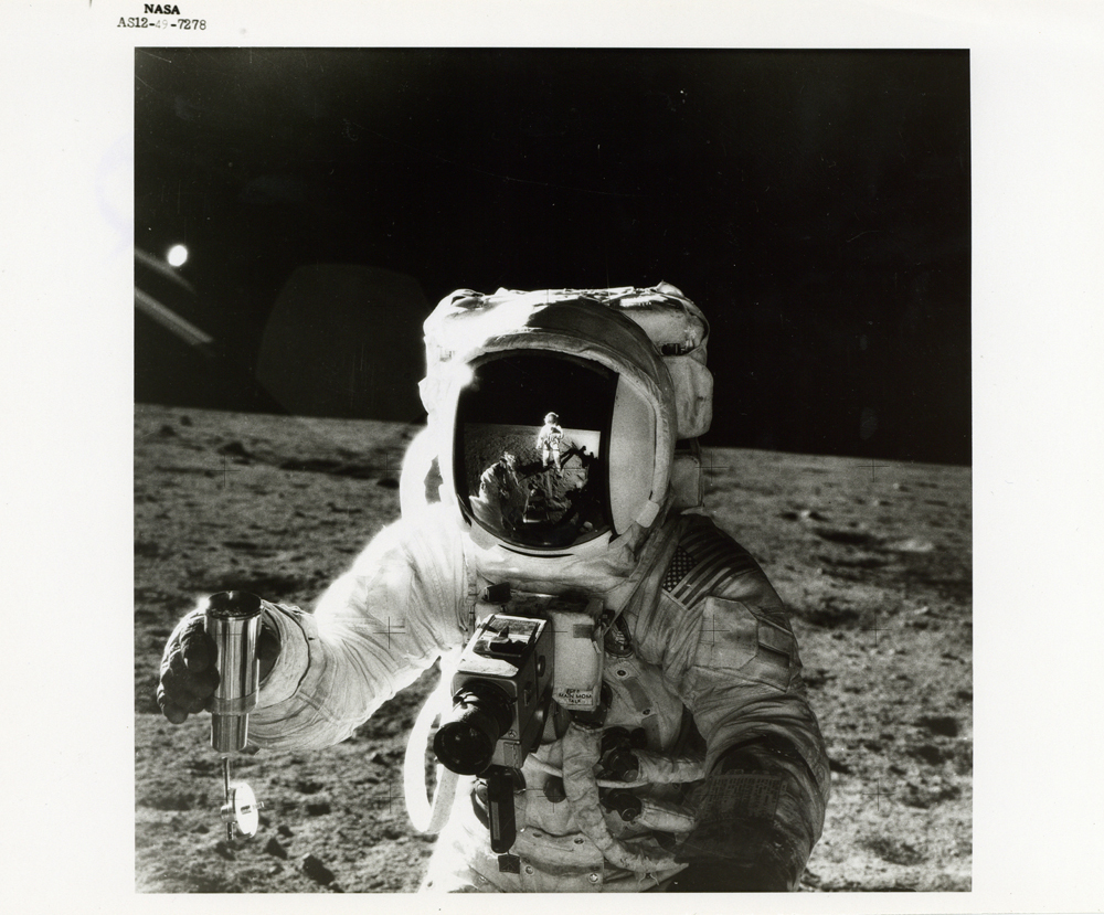 Невиданные ретро фотографии НАСА из истории покорения космоса (20 фото)