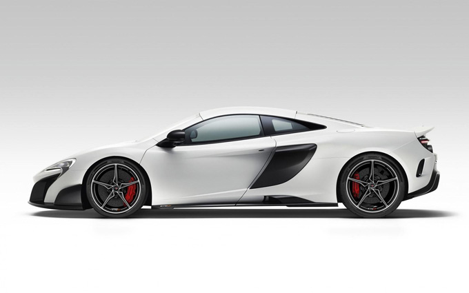 McLaren 675LT (8 )