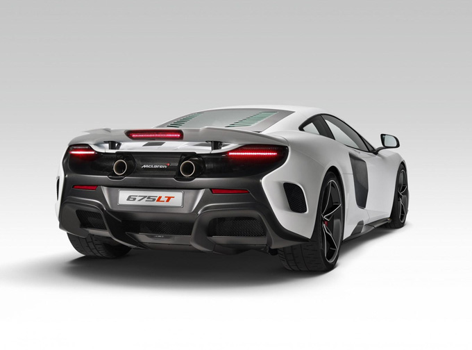 McLaren 675LT (8 )