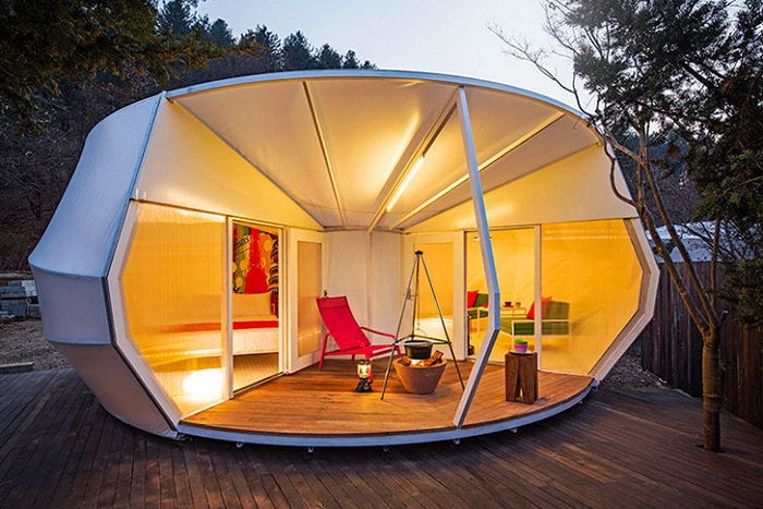 Glamping:    (6 )