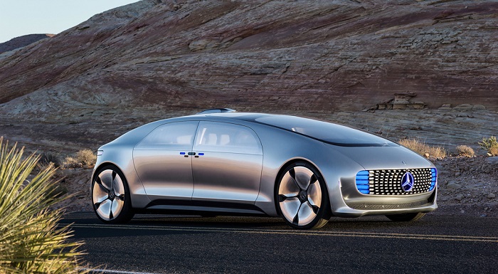 Mercedes-Benz F 015:    (6  + )