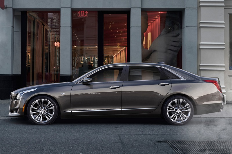 Cadillac CT6: новый седан прощупывает рынок немецкой тройки (6 фото)