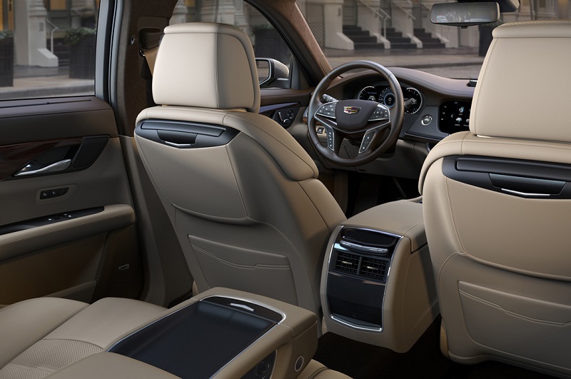Cadillac CT6: новый седан прощупывает рынок немецкой тройки (6 фото)