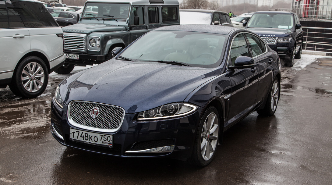 Тест-драйв Trendymen: Jaguar XF (13 фото)