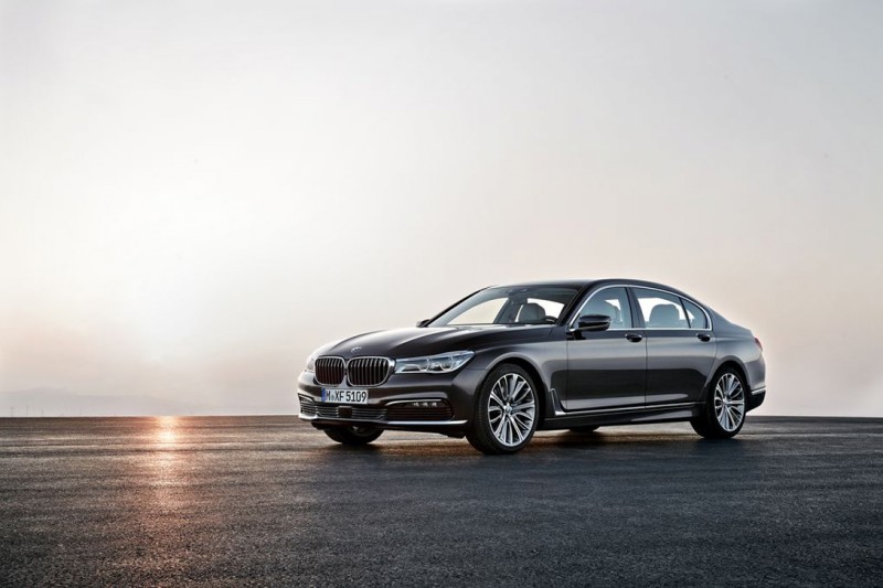 BMW 7-series 2016 (11 )