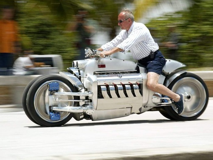 Dodge Tomahawk -      (18 )
