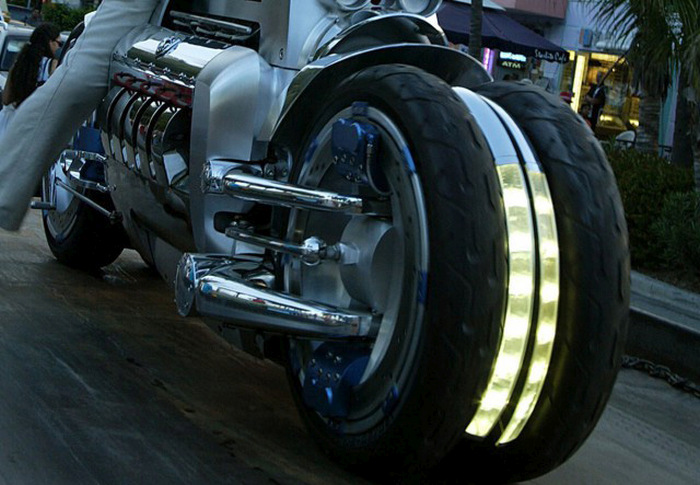 Dodge Tomahawk -      (18 )