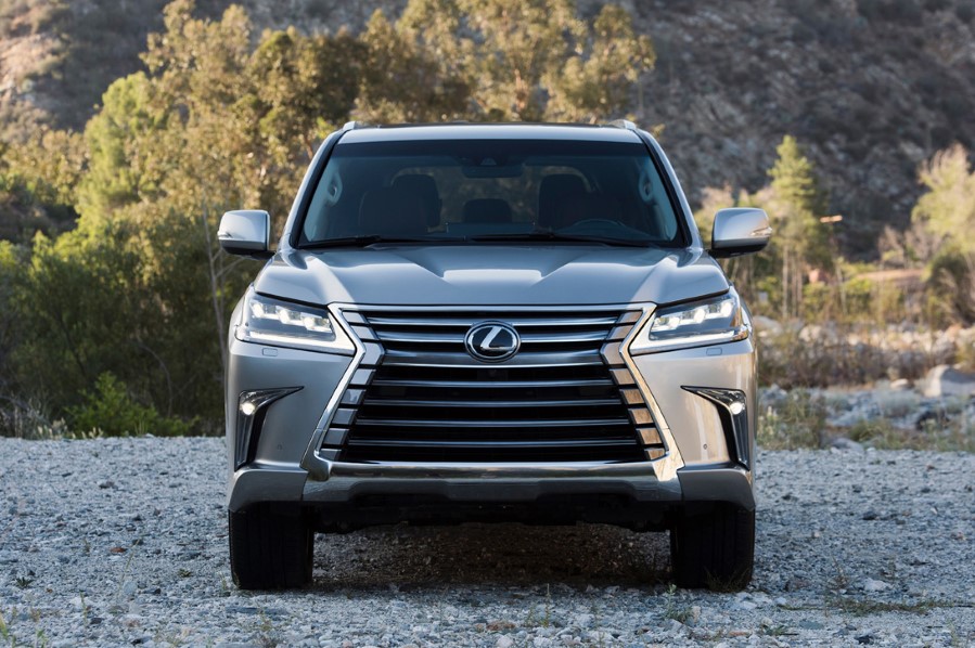 Lexus LX:     (9 )