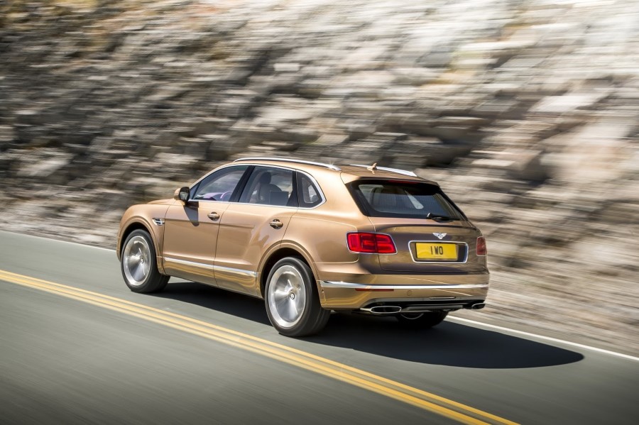 Показан самый крутой внедорожник в мире Bentley Bentayga (20 фото)