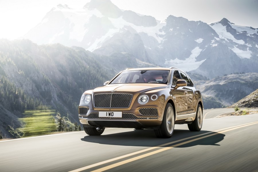 Показан самый крутой внедорожник в мире Bentley Bentayga (20 фото)