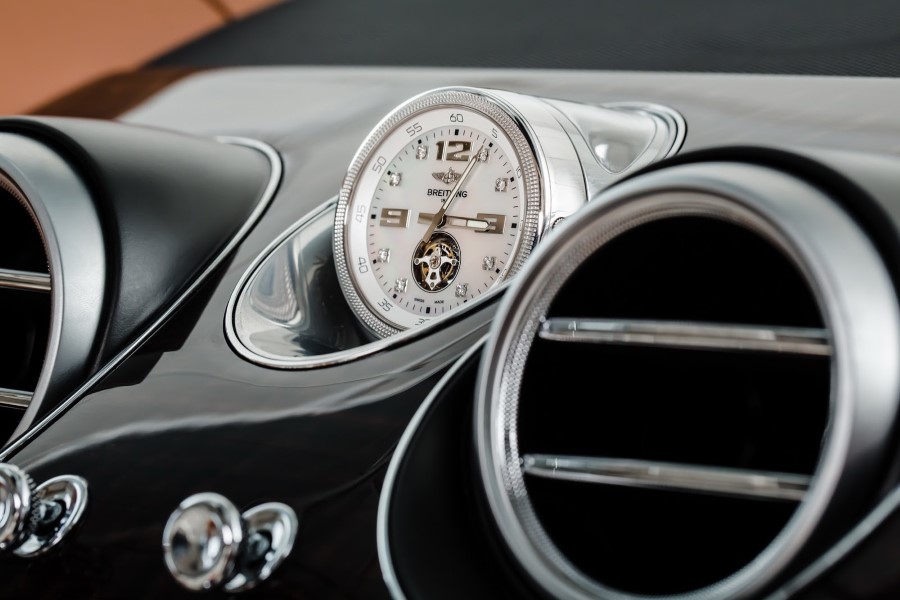 Показан самый крутой внедорожник в мире Bentley Bentayga (20 фото)