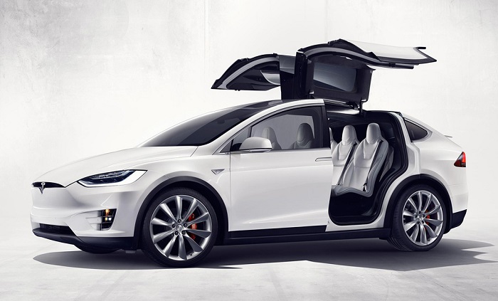 Model X:   Tesla    (10 )