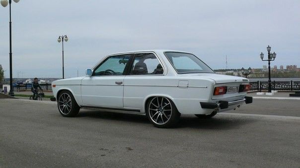  : BMW 3-Series   -2106 (4 )