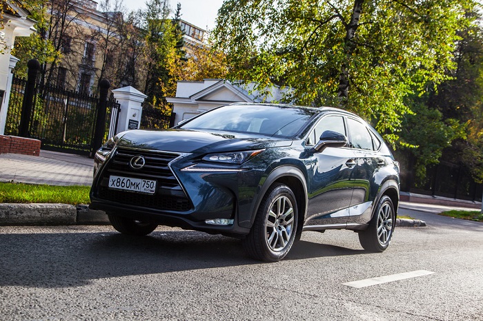 - Lexus NX 200 (9 )