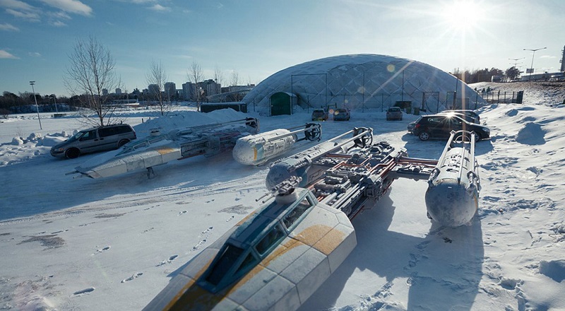 Корабли Star Wars в декорациях планеты Земля (16 фото)