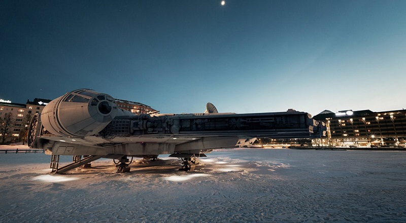 Корабли Star Wars в декорациях планеты Земля (16 фото)