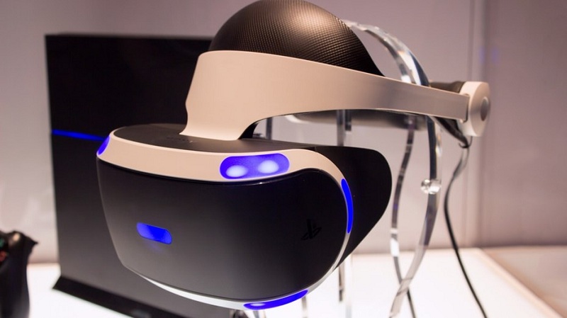 Начало эры виртуальной реальности: какую из VR-гарнитур выбрать? (6 фото)
