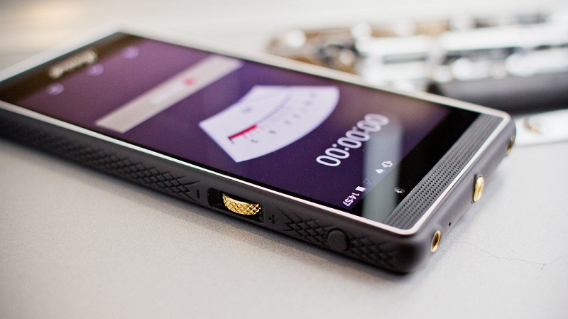 Marshall London: первый смартфон от гуру звука стал самым громким в мире (8 фото)