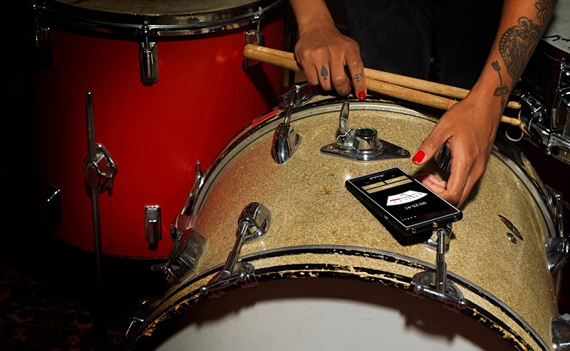 Marshall London: первый смартфон от гуру звука стал самым громким в мире (8 фото)