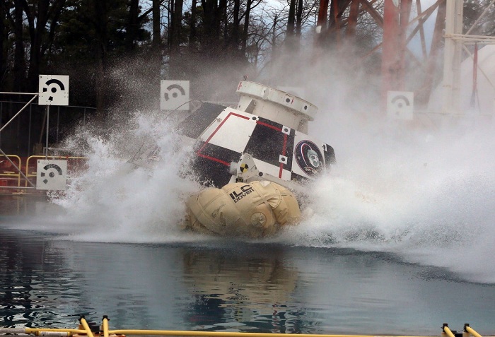 -    Boeing Starliner (  )