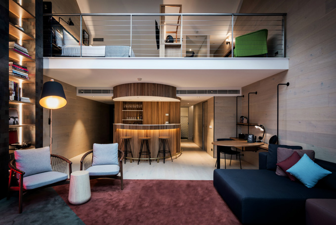  Ovolo      (18 )