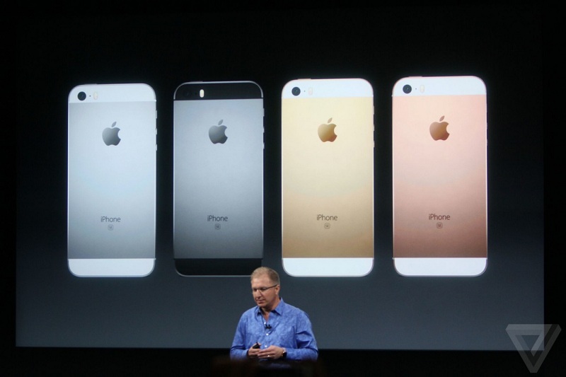 Apple  iPhone SE,  iPad Pro  iOS 9.3 (20 )